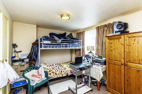 12 Angle Meadow Lane, Barrow-in-furness, LA14 4TB
