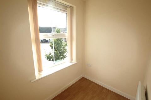 2 bedroom flat to rent, Mountbatten Way, Chilwell, Beeston, Nottingham, NG9