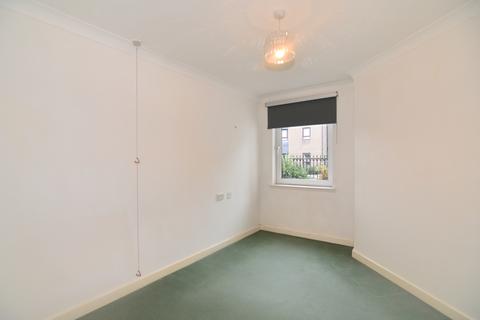 1 bedroom retirement property for sale, Knights Court, Perth PH1