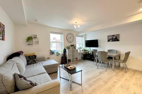 2 bedroom flat for sale, Moulsham Street, Chelmsford, CM2