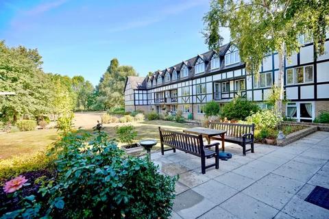 1 bedroom flat for sale, The Chestnuts, Godamanchester, Huntingdon.