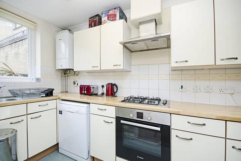 2 bedroom end of terrace house to rent, Rusbridge Close, Hackney Downs, London, E8