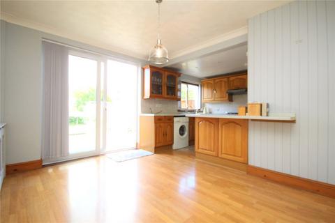 3 bedroom terraced house to rent, Review Road, Dagenham, RM10