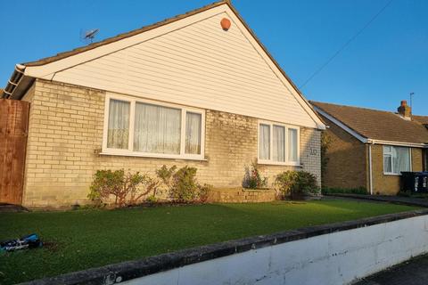 2 bedroom detached bungalow for sale, Martins Close, Ramsgate, CT12