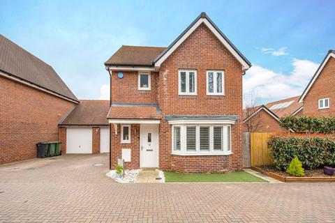 3 bedroom link detached house for sale, Bow Lake Gardens, Bishopstoke, Eastleigh, Hampshire, SO50