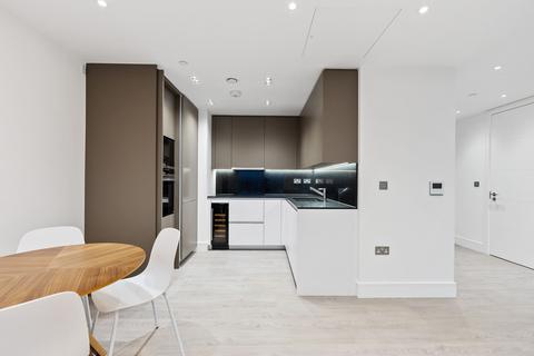 2 bedroom apartment to rent, Carrara Tower, Bollinder Place, London EC1V