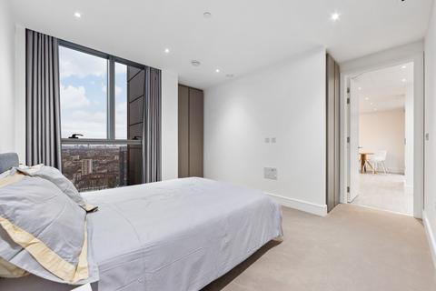 2 bedroom apartment to rent, Bollinder Place, Carrara Tower, EC1V