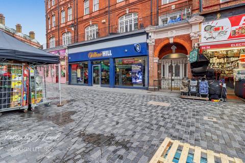 3 bedroom flat to rent, Electric Avenue, London