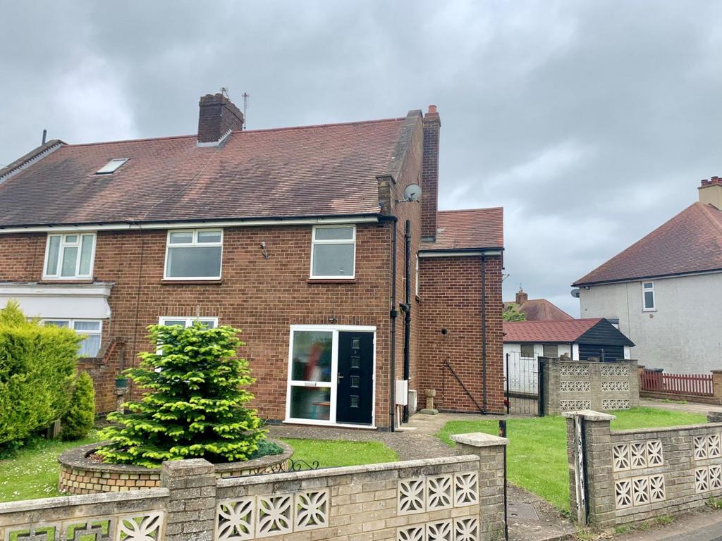 Johns Road, Bugbrooke, Northampton... 3 bed semidetached house for