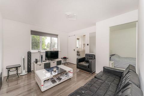 1 bedroom flat for sale, Toby Court, London