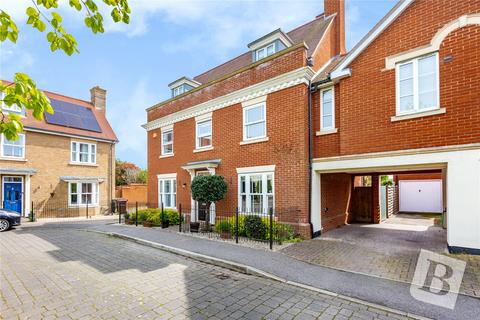 6 bedroom link detached house for sale, Arlington Square, South Woodham Ferrers, Chelmsford, Essex, CM3