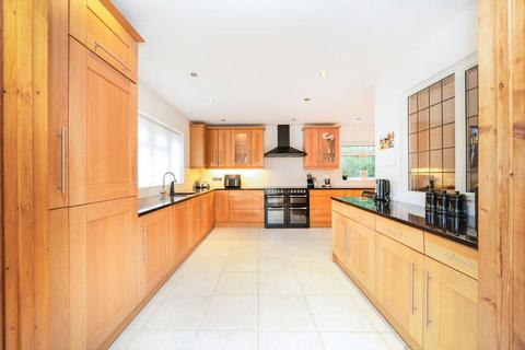 4 bedroom bungalow for sale, Bedmond, Abbots Langley WD5