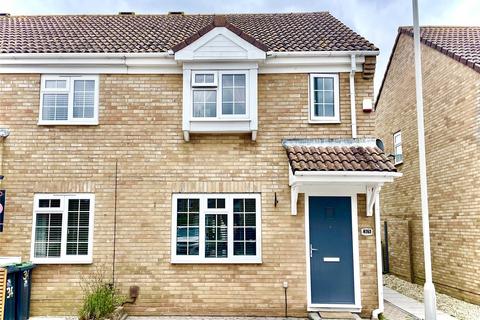 3 bedroom end of terrace house for sale, Halifax Way, Christchurch BH23