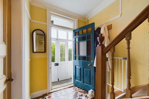 6 Elm Grove, Robin Hoods Bay, Whitby, YO22 4RB
