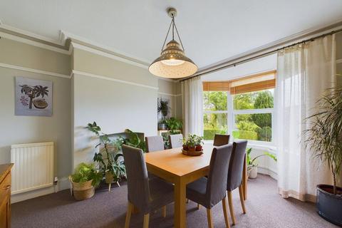 6 Elm Grove, Robin Hoods Bay, Whitby, YO22 4RB