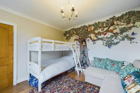 6 Elm Grove, Robin Hoods Bay, Whitby, YO22 4RB