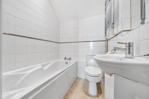 1 bedroom apartment for sale, South Norwood Hill, London