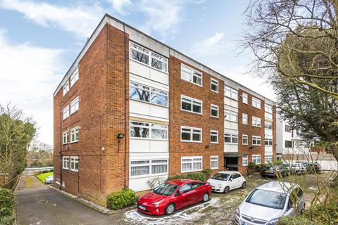 2 bedroom flat for sale, Shepherds Hill, Highgate