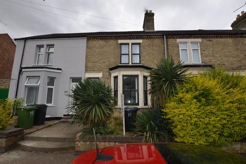 3 bedroom terraced house to rent, Princes Street, Peterborough, PE1