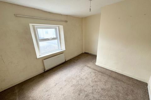 32 Roundham Road, Paignton, TQ4 6DW