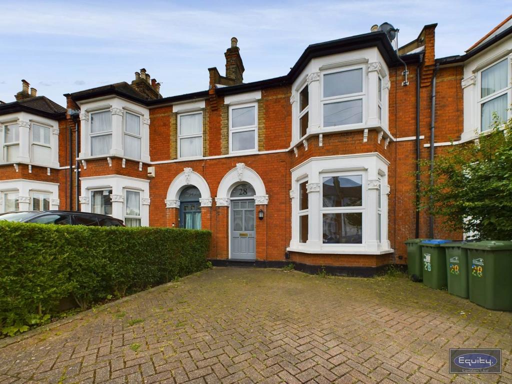 Elibank Road, Eltham, London 3 bed house £2,500 pcm (£577 pw)
