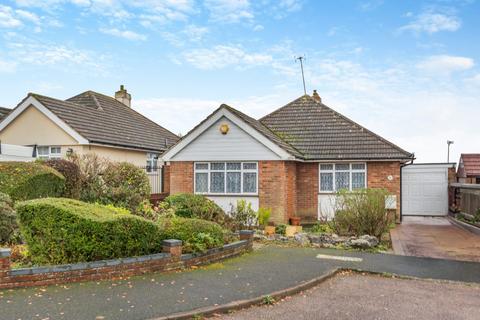 3 bedroom detached house for sale, Moorhurst Avenue, Goffs Oak EN7