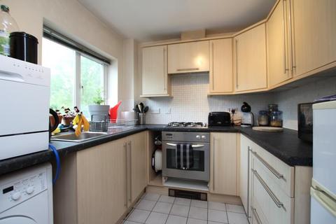 2 bedroom flat to rent, Champs Sur Marne, Bristol BS32