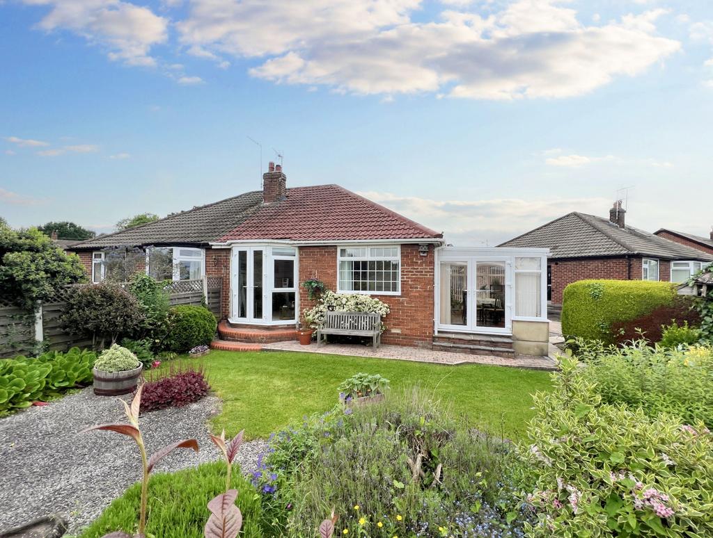 Forest Grove, Harrogate 2 bed bungalow for sale £275,000