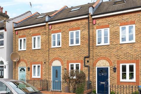 14 Union Road, London, N11 2SE