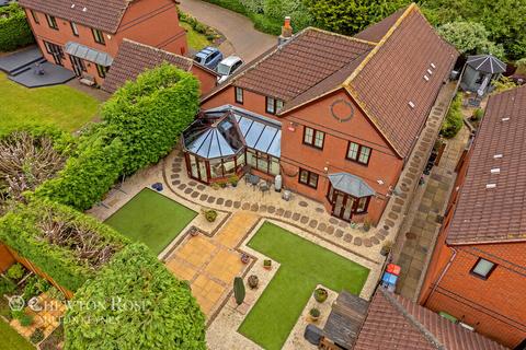 10 Boyce Crescent, Old Farm Park, Milton Keynes, MK7 8PF