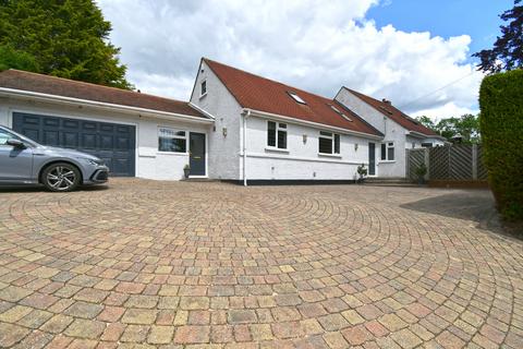 5 bedroom detached house for sale, Woollens Brook, Hoddesdon EN11