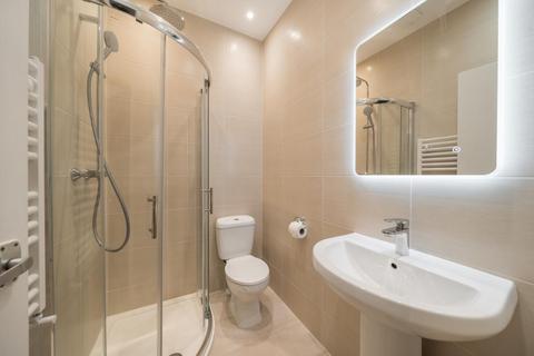 2 bedroom flat for sale, Colney Hatch Lane, Muswell Hill