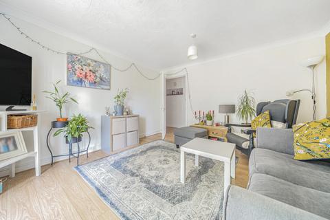 2 bedroom apartment for sale, Robina House, Pollardrow Avenue, Bracknell