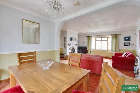 4 bedroom detached bungalow for sale, Mount Pleasant, Parkend, Lydney, Gloucestershire. GL15 4JY