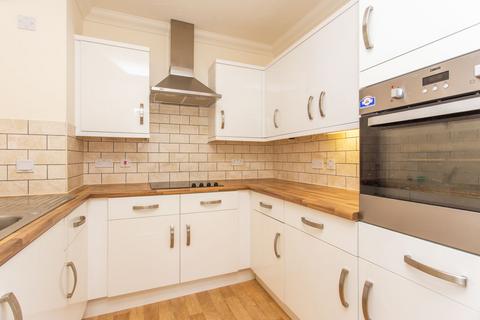 2 bedroom flat for sale, Roper Road, Canterbury, CT2