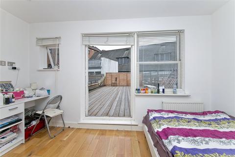 4 bedroom maisonette to rent, Parkway, Camden, London
