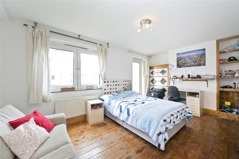 4 bedroom flat to rent, Bayham Street, London