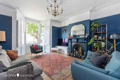 29 Foulden Road, London, N16 7UU