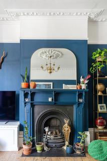 29 Foulden Road, London, N16 7UU