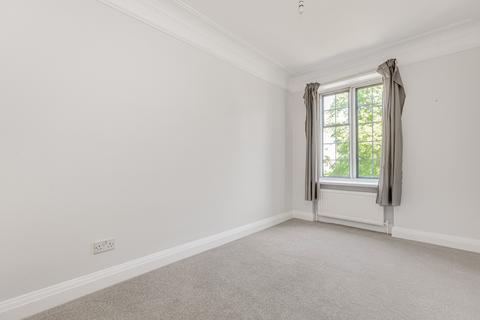 4 bedroom flat to rent, Harvard House, Manor Fields, London