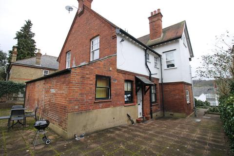 1 bedroom flat for sale, 151-153 London Road, High Wycombe HP11