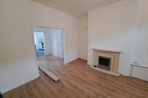 3 bedroom terraced house to rent, Grafton Street, St Helens
