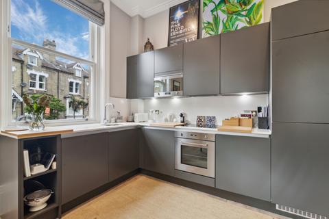 1 bedroom flat to rent, Book House, 45 East Hill, London