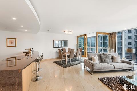 2 bedroom apartment for sale, St. George Wharf London SW8