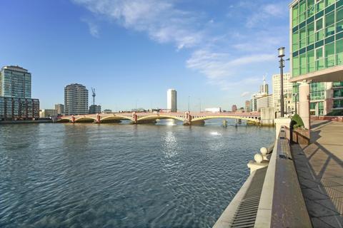 2 bedroom apartment for sale, St. George Wharf London SW8