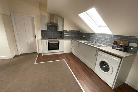 1 bedroom flat to rent, Chester Road North, Kidderminster