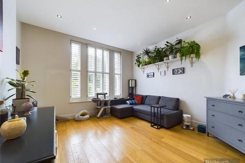 2 bedroom apartment for sale, Uxbridge Road, Kingston upon Thames KT1