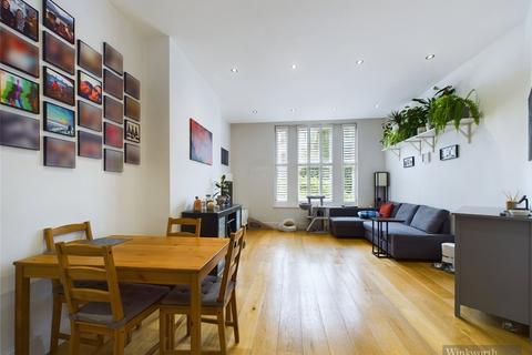 2 bedroom apartment for sale, Uxbridge Road, Kingston upon Thames KT1