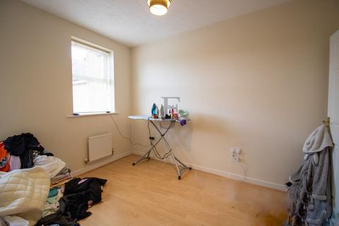 5 bedroom townhouse to rent, Larchmont Road, Leicester