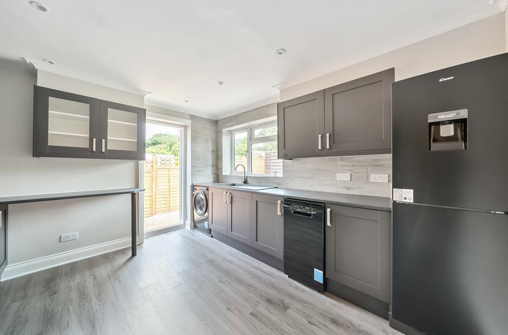 Bodycoats Road, Chandler's Ford... 2 bed bungalow for sale £400,000